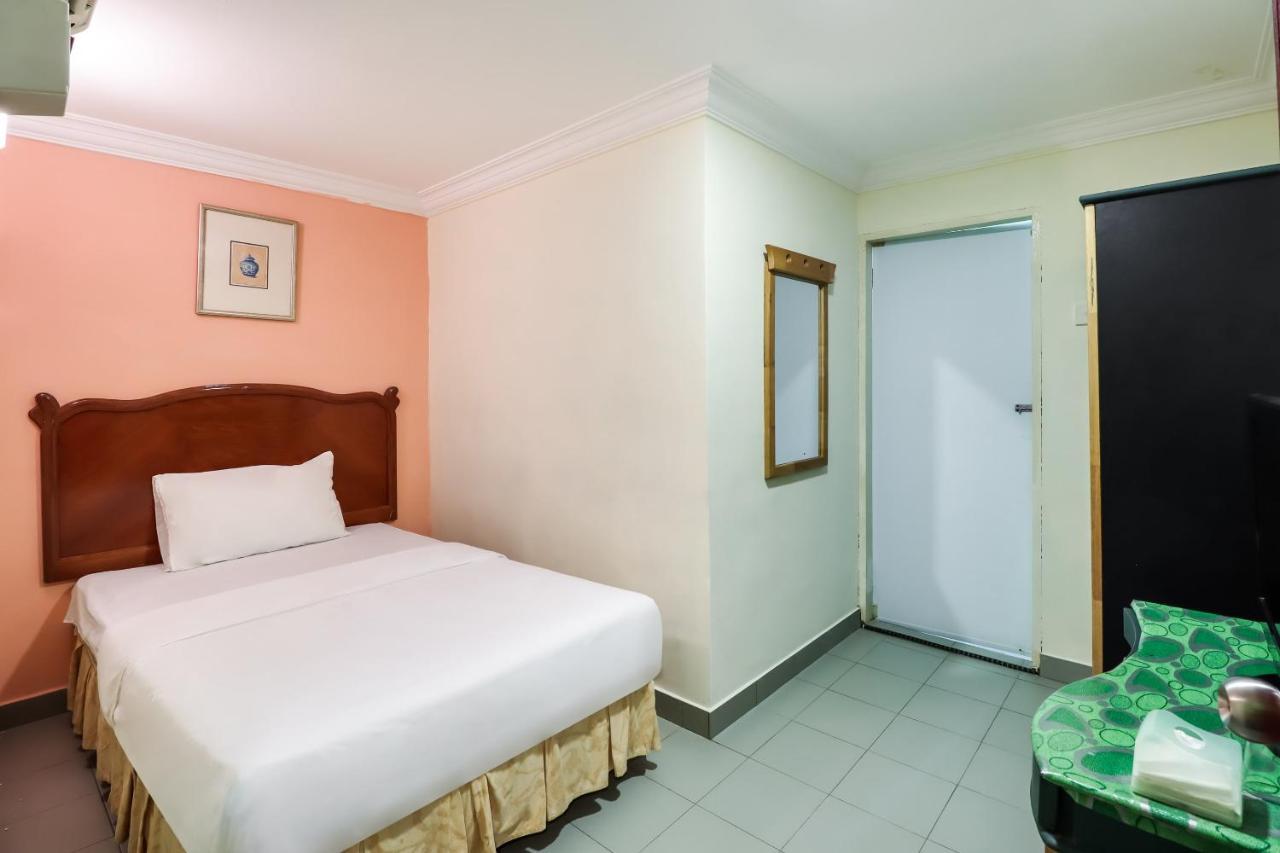 Oyo 89584 Hotel Sahara Kuala Kubu Bharu Eksteriør billede