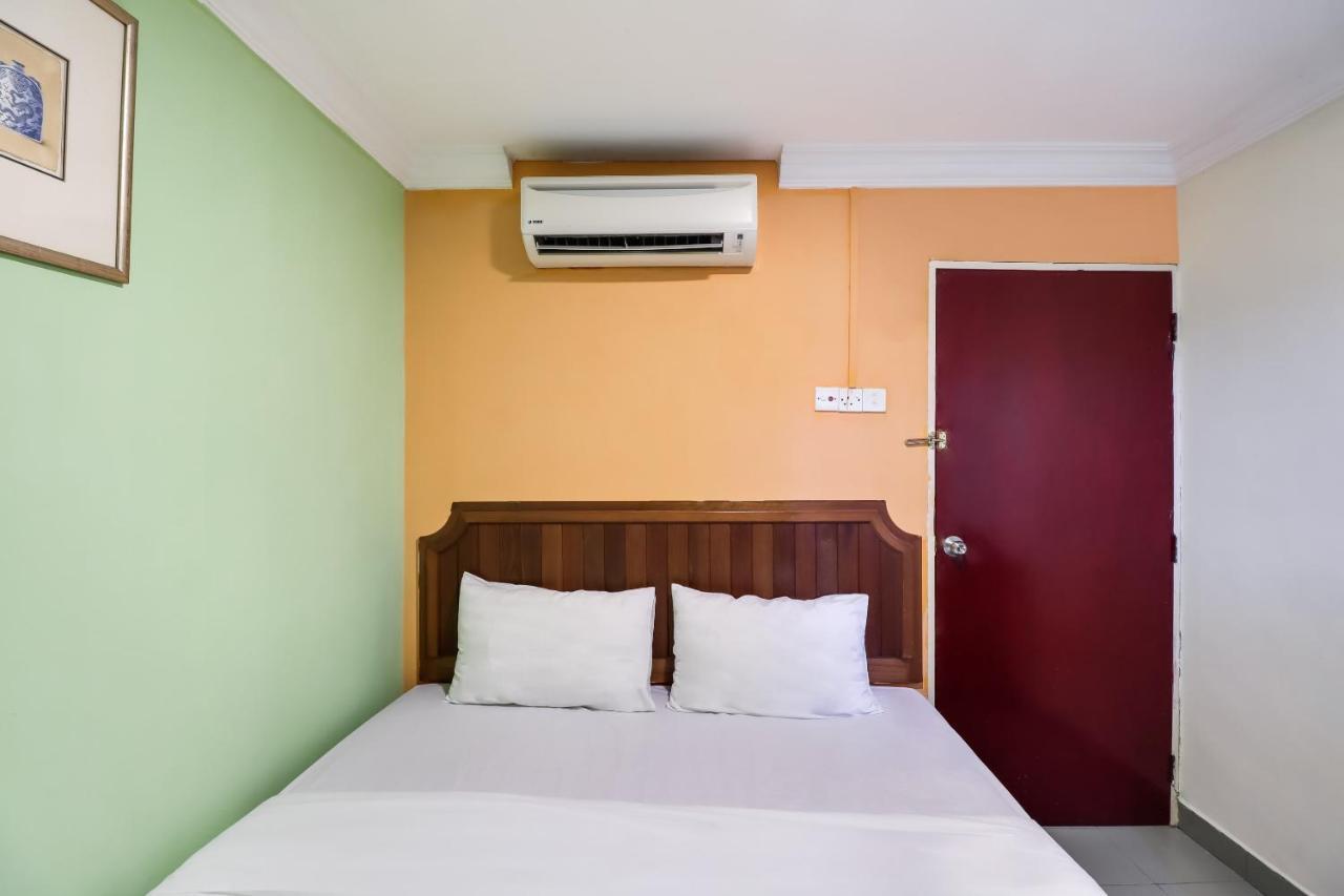 Oyo 89584 Hotel Sahara Kuala Kubu Bharu Eksteriør billede
